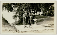 Blanche Espy Chenoweth and two other women by a water fountain