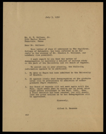 Correspondence between G. T. Wallace, Jr. and Alfred R. Neumann, inquiring about courses at the college of optometry