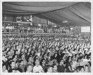 Frontier Fiesta audience