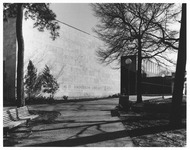 Exterior view of the brown wing entrance to the M.D. Anderson Library
