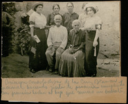 Leonor Villegas de Magnón and Maria Villarreal visit the family of a fallen soldier