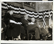 Hugh Roy and Lillie Cranz Cullen in an audience