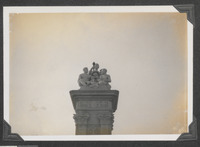 Close-up of the pillar at Jones Bridge