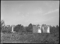 Large cylinder containers and truck
